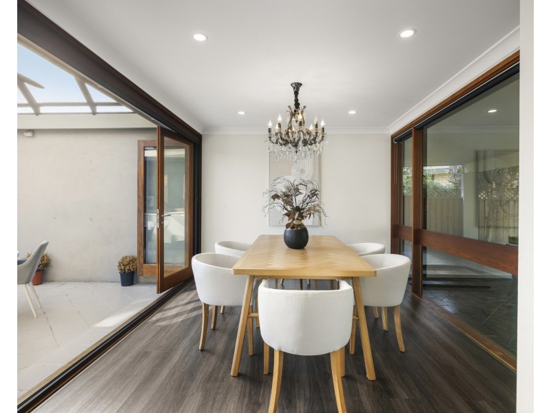 17 Roma Place, Sylvania NSW 2224