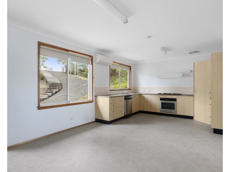 6 Argyle Place, Kareela NSW 2232