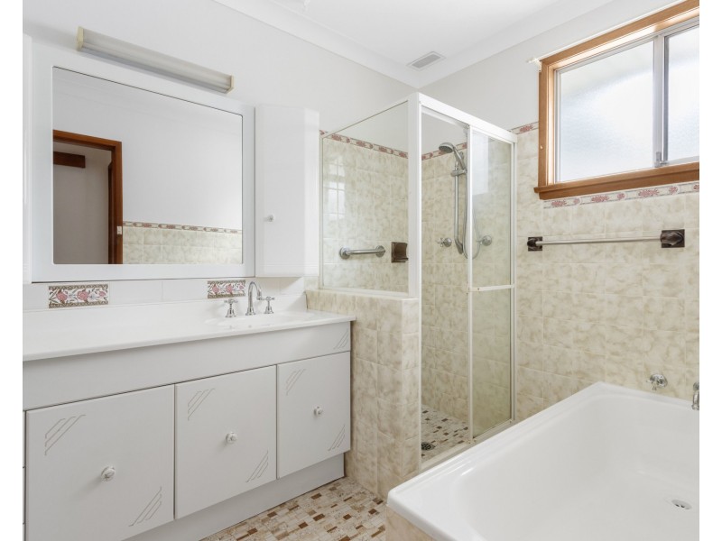 6 Argyle Place, Kareela NSW 2232