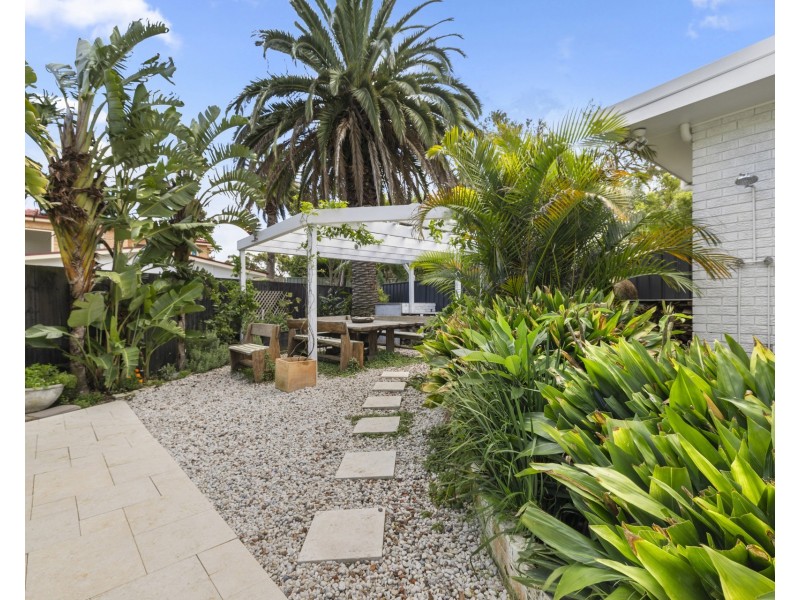 19 Kiwong Street, Yowie Bay NSW 2228