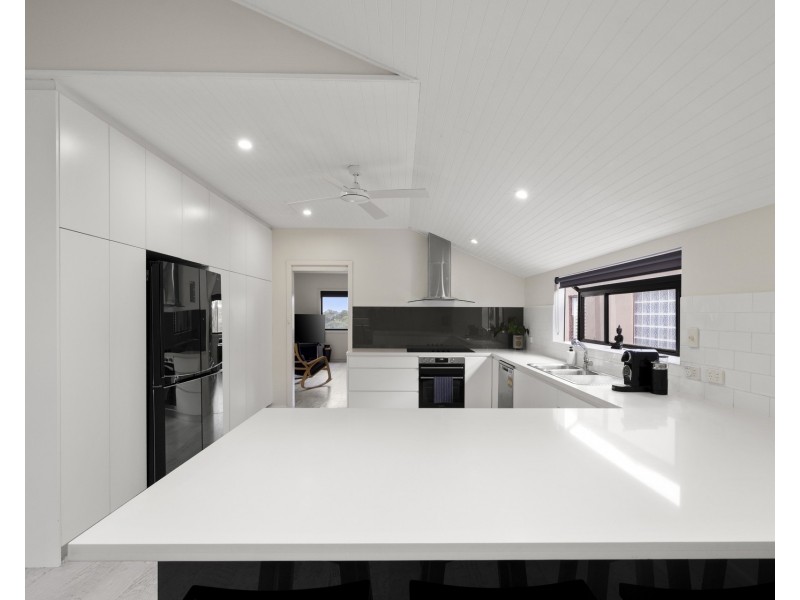 91 Novara Crescent, Como NSW 2226