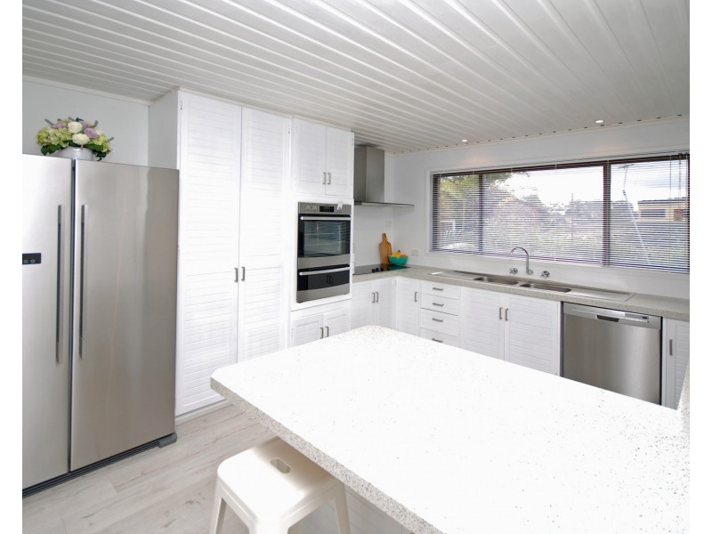 90 Freya Street, Kareela NSW 2232