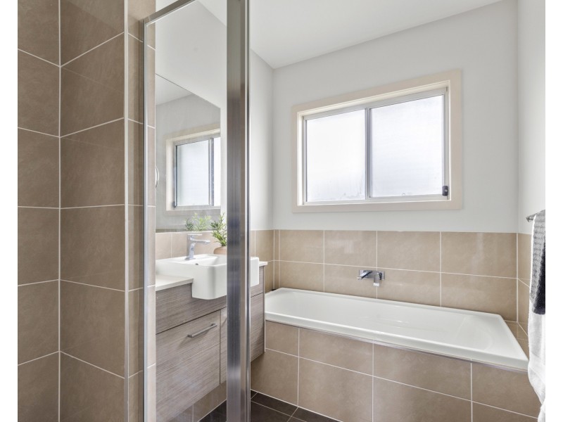 6B Nyinya Avenue, Gymea NSW 2227