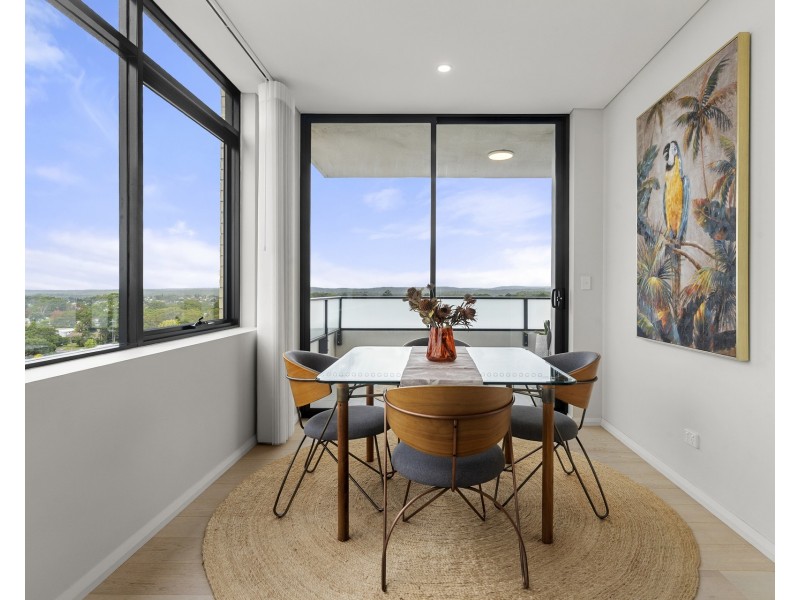 422/31 Flora Street, Kirrawee NSW 2232