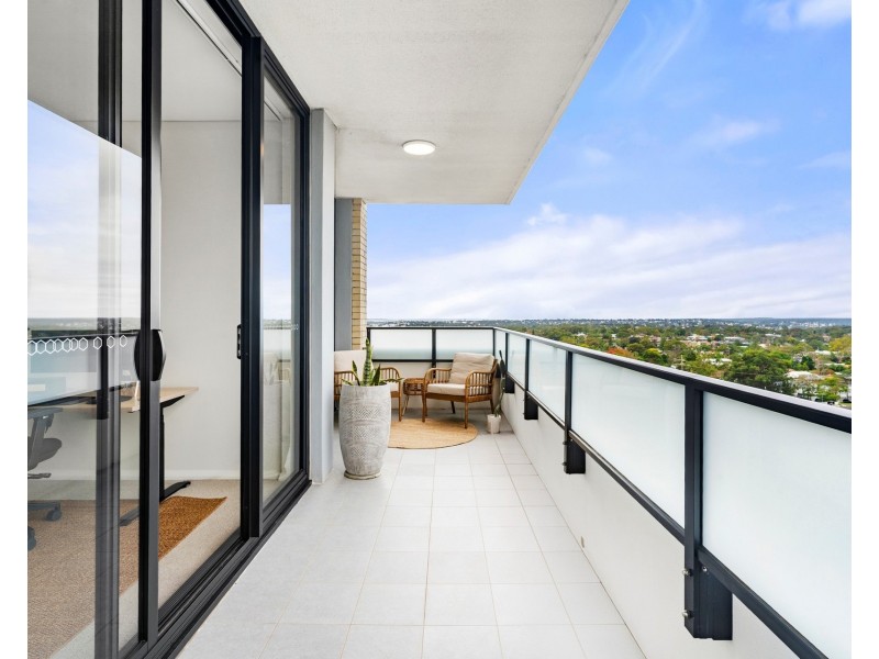 422/31 Flora Street, Kirrawee NSW 2232