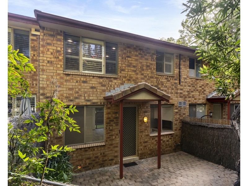 2/81 Bath Road, Kirrawee NSW 2232