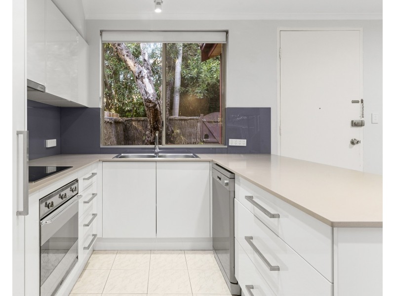 2/81 Bath Road, Kirrawee NSW 2232