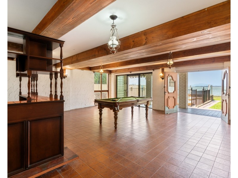 14 Woodlands Road, Taren Point NSW 2229