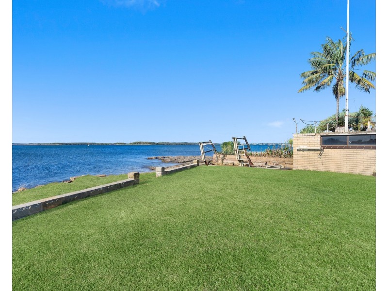 14 Woodlands Road, Taren Point NSW 2229