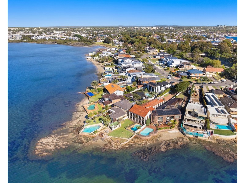 14 Woodlands Road, Taren Point NSW 2229