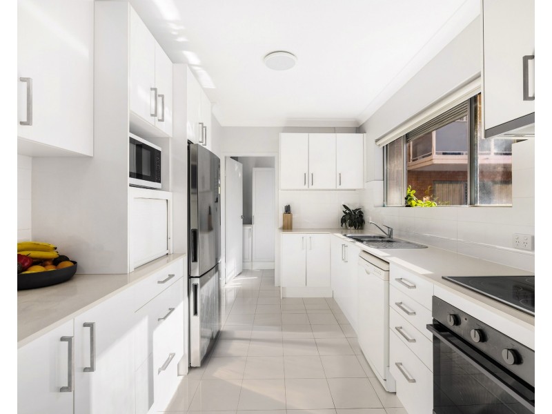 2/11-13 Curtis Street, Caringbah NSW 2229