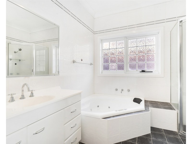 29 Bolaro Avenue, Gymea NSW 2227