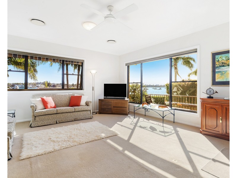 87 Holt Road, Taren Point NSW 2229