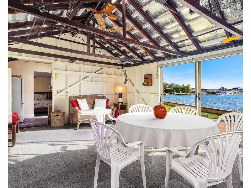 87 Holt Road, Taren Point NSW 2229