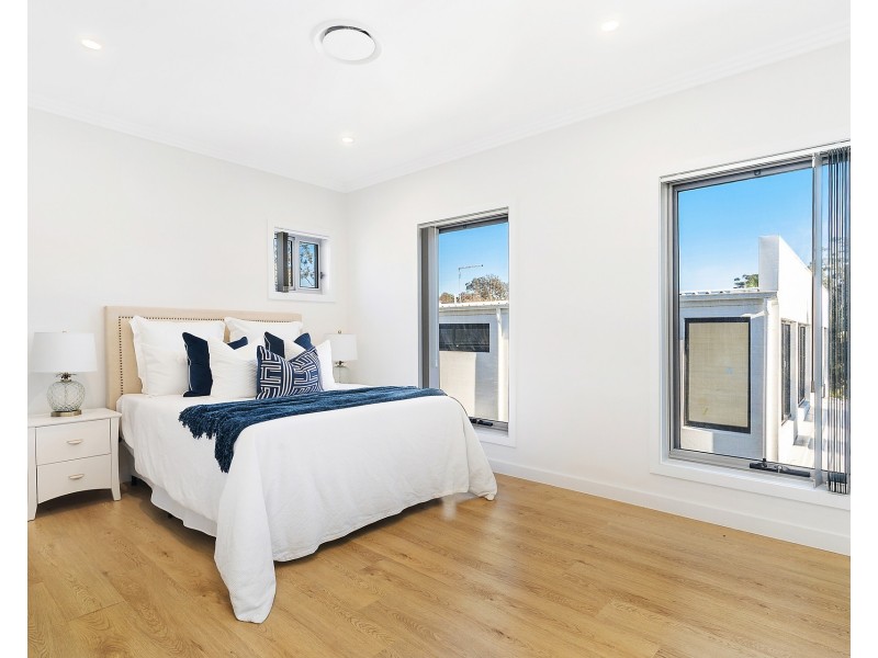 43 Burraddar Avenue, Engadine NSW 2233