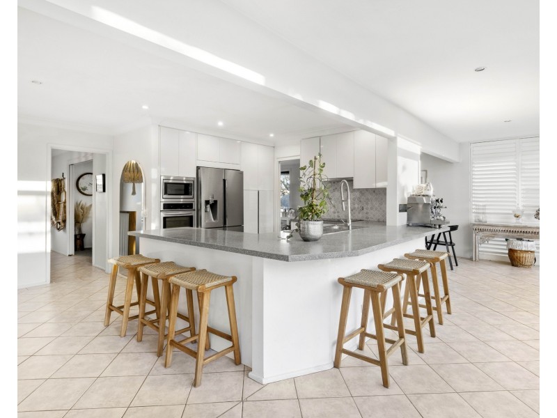 42 Beauford Avenue, Caringbah South NSW 2229