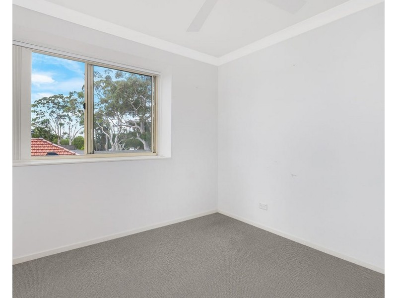 1/223 Woronora Road, Engadine NSW 2233