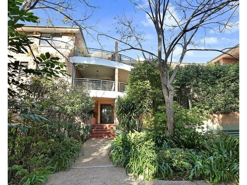 15/20 Leonay Street, Sutherland NSW 2232