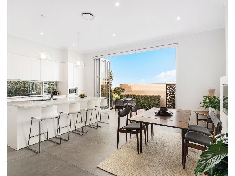 2/20  Percival Road, Caringbah South NSW 2229