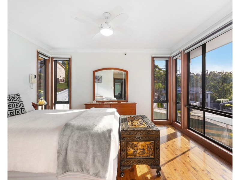 18 Tea Tree Place, Kirrawee NSW 2232