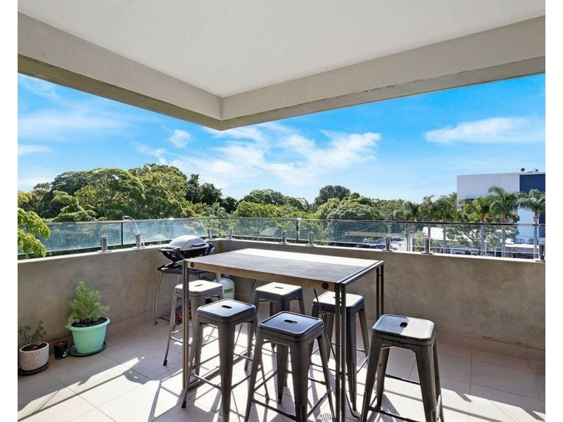 206/9 Moore Street, Sutherland NSW 2232