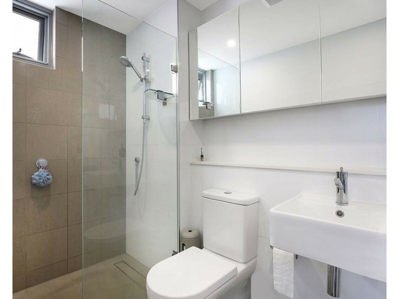 206/9 Moore Street, Sutherland NSW 2232