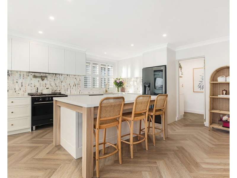 6 Kalgoorlie Place, Sutherland NSW 2232