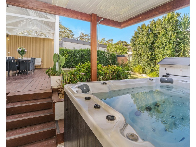 6 Kalgoorlie Place, Sutherland NSW 2232