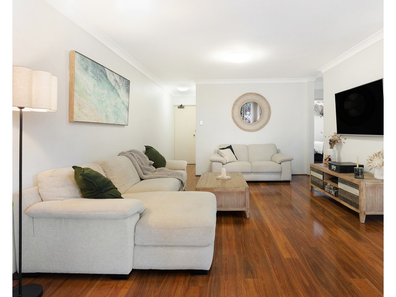 10/73-75 Flora Street, Kirrawee NSW 2232