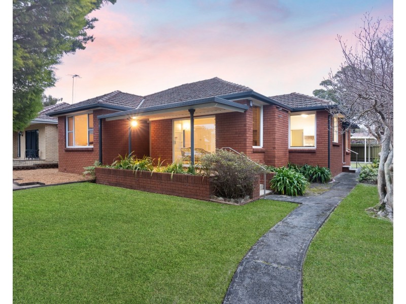 11 Haymet Street, Kirrawee NSW 2232