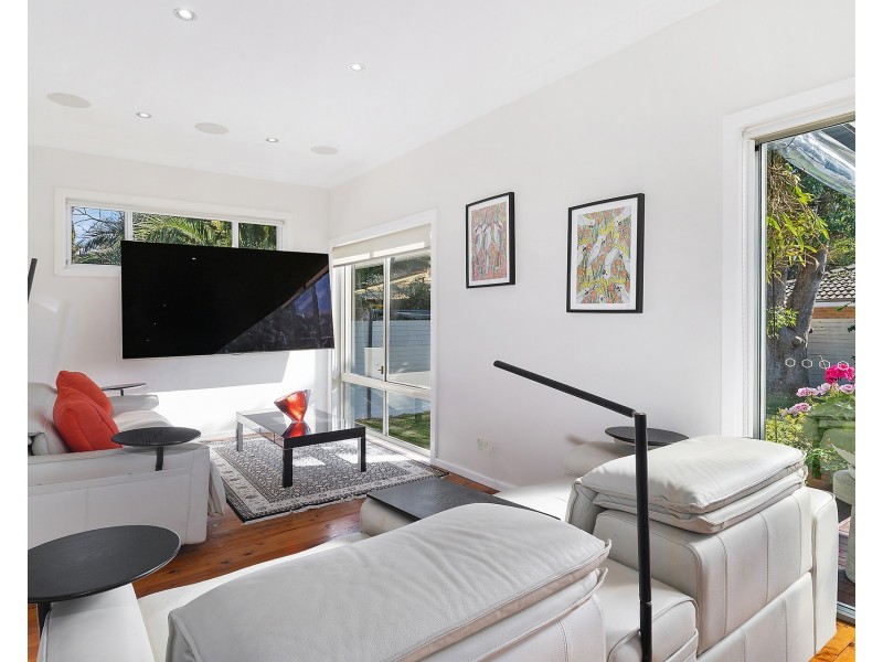 19 Woorak Crescent, Miranda NSW 2228