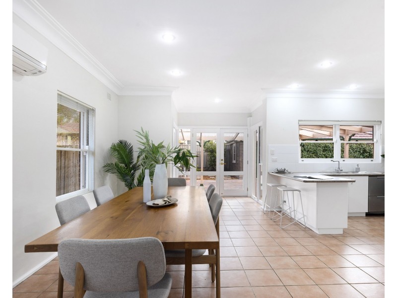 16 Jinatong Street, Miranda NSW 2228