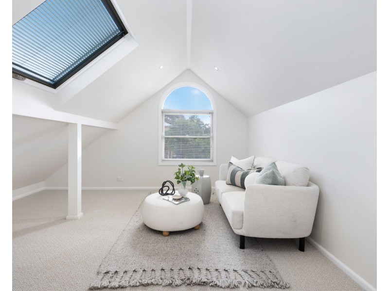 16 Jinatong Street, Miranda NSW 2228