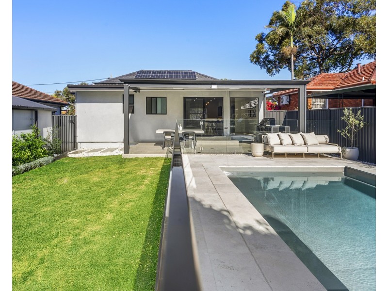 15 Goodacre Avenue, Miranda NSW 2228