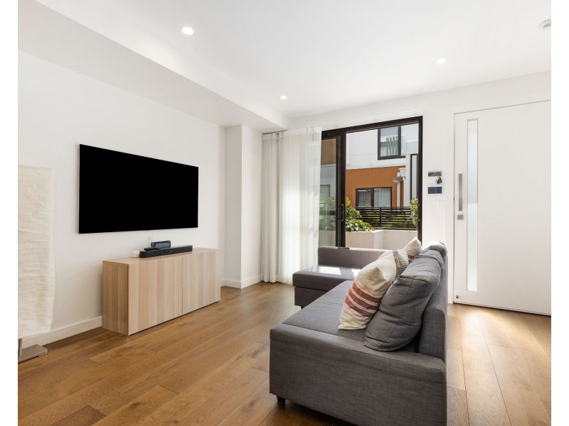 6/6 Durbar Avenue, Kirrawee NSW 2232