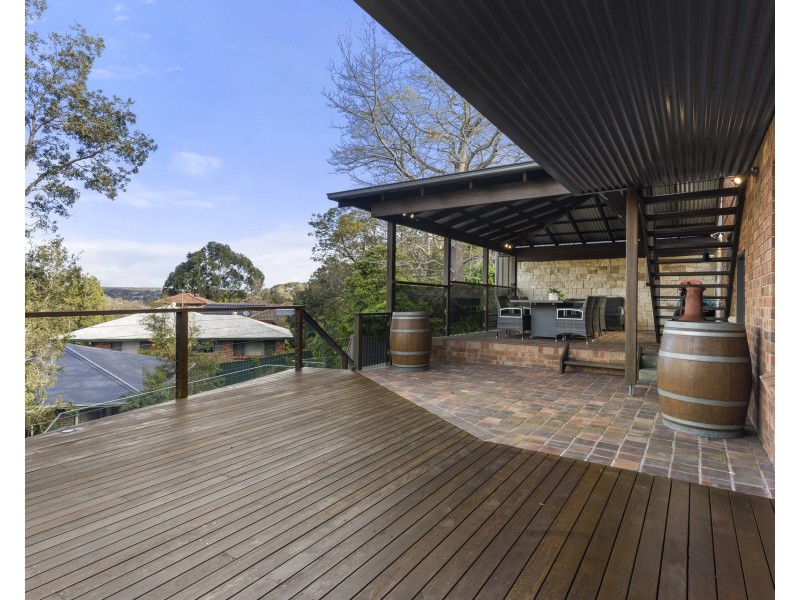 18 Wanganui Road, Kirrawee NSW 2232