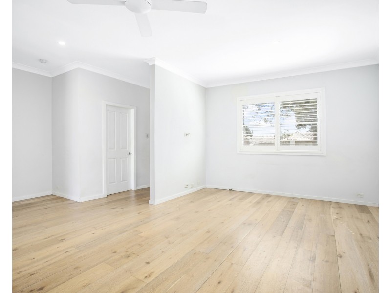 44 Durbar Avenue, Kirrawee NSW 2232