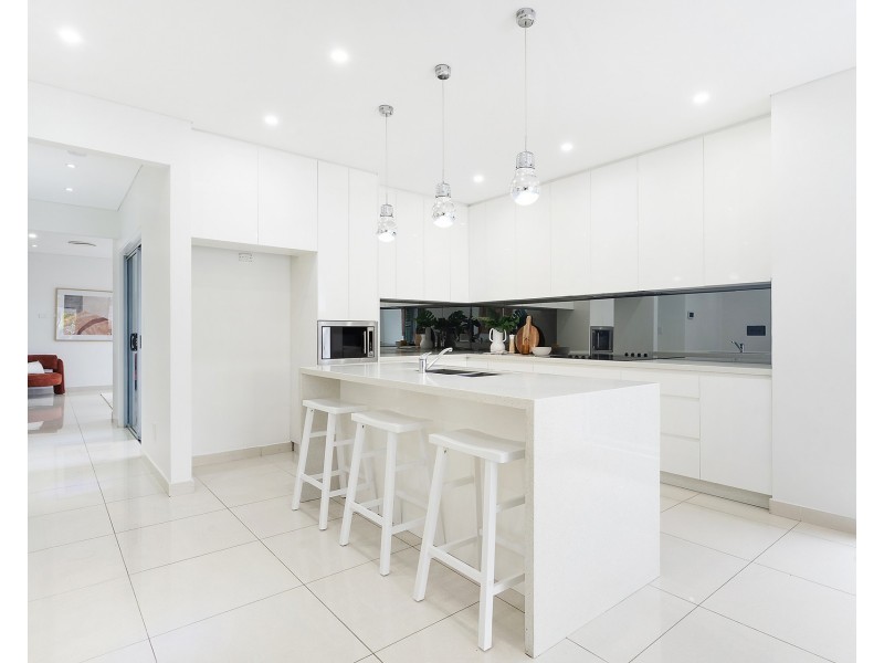 152 Parraweena Road, Miranda NSW 2228