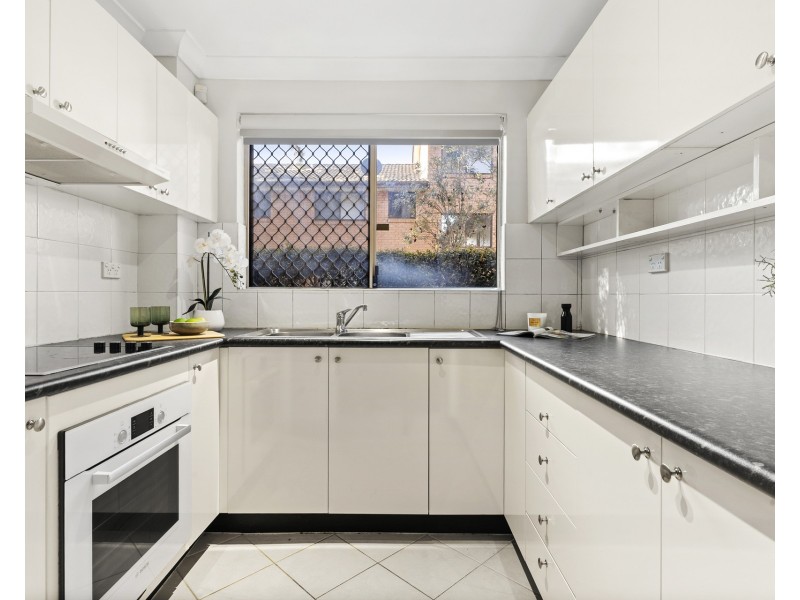 1/52-56 Auburn Street, Sutherland NSW 2232