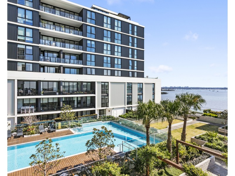 815/455b Captain Cook Drive, Woolooware NSW 2230