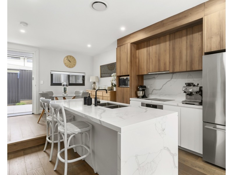 5/6 Durbar Avenue, Kirrawee NSW 2232