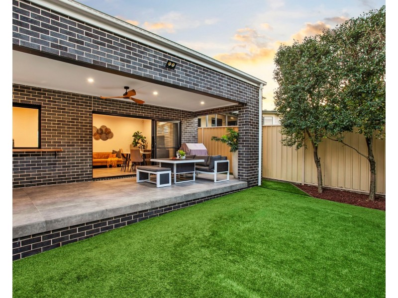 3b Kirk Crescent, Kirrawee NSW 2232
