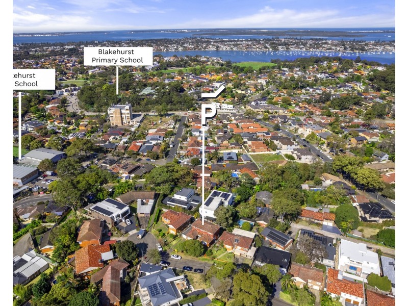 15 Faye Avenue, Blakehurst NSW 2221