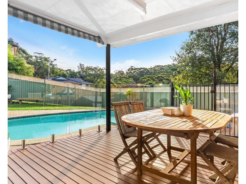 18 Tea Tree Place, Kirrawee NSW 2232