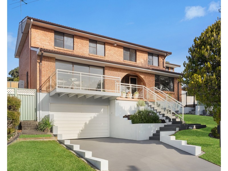 18 Tea Tree Place, Kirrawee NSW 2232