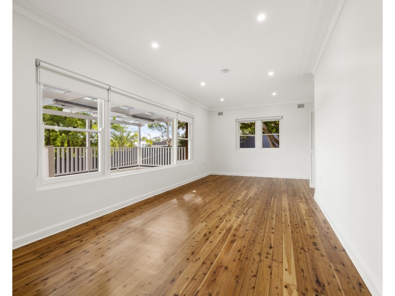 4 Auburn Street, Sutherland NSW 2232