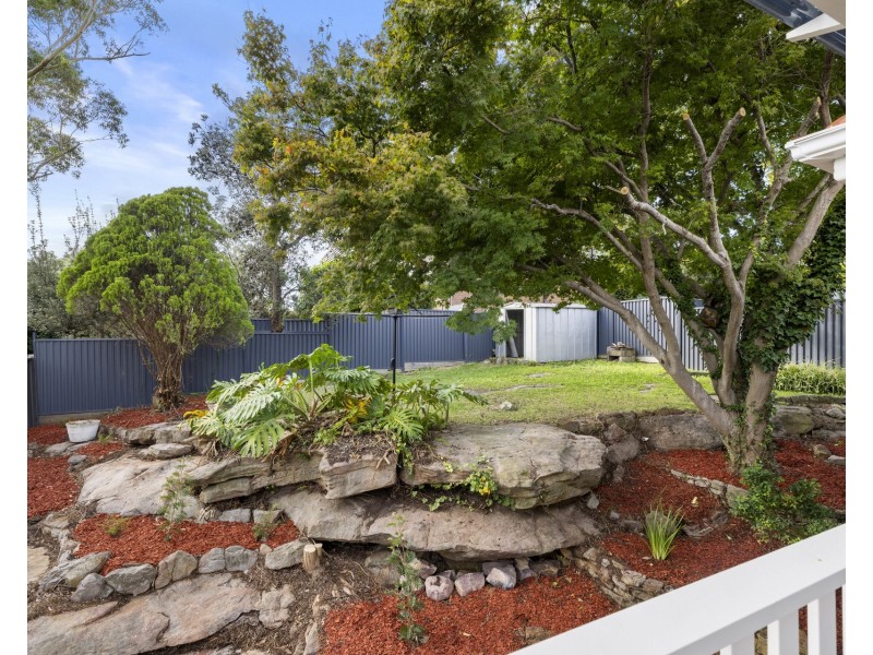 4 Auburn Street, Sutherland NSW 2232