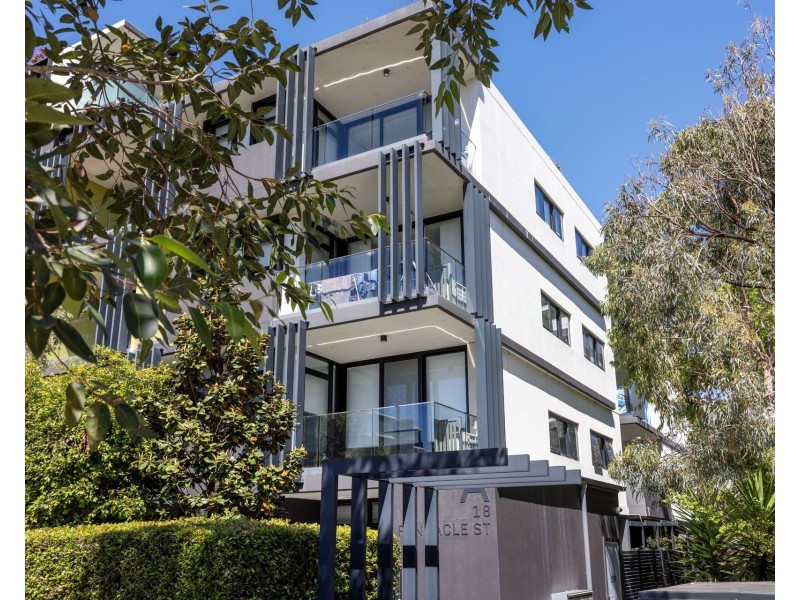 A303/18 Pinnacle Street, Miranda NSW 2228