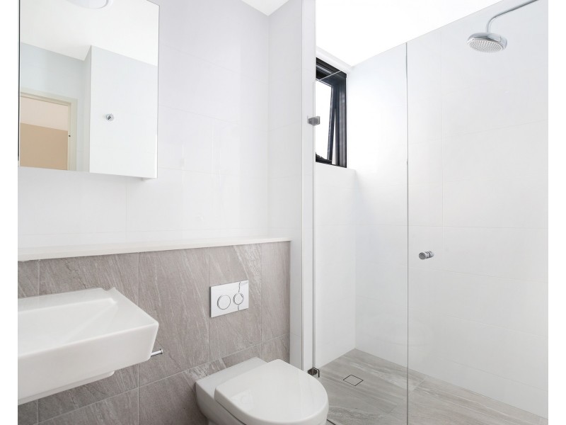 201/556 President Avenue, Sutherland NSW 2232