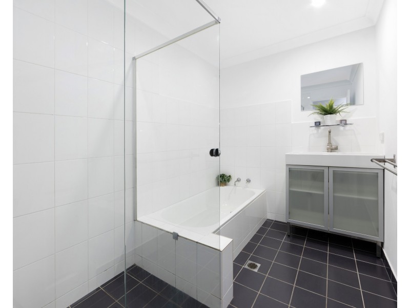 22F/6 Schofield Place, Menai NSW 2234